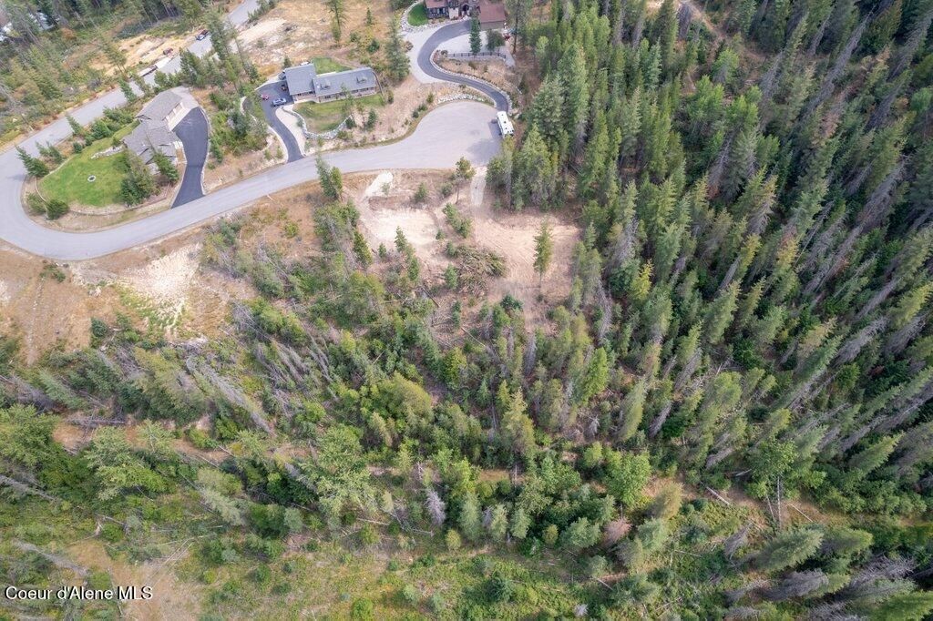 122 Blazing Saddle Ct, Pinehurst, ID 83850 photo 3