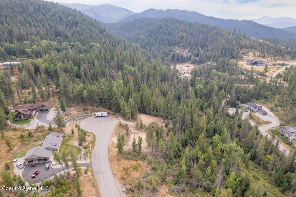 122 Blazing Saddle Ct, Pinehurst, ID 83850 photo 6