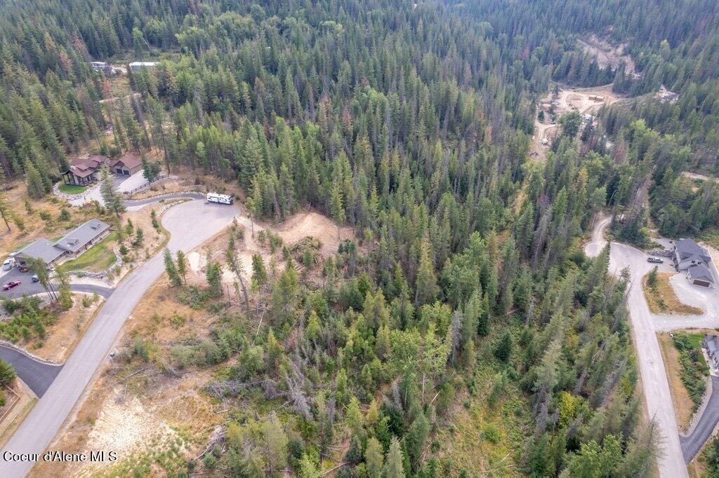 122 Blazing Saddle Ct, Pinehurst, ID 83850 photo 7