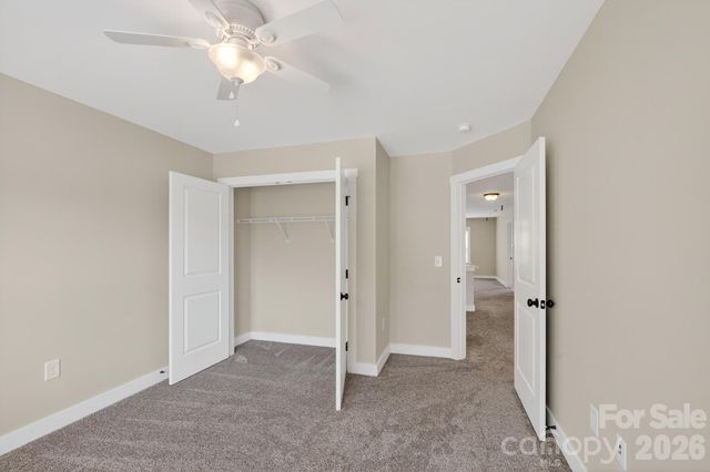 1002 Wellington Court NE, Lenoir, NC 28645