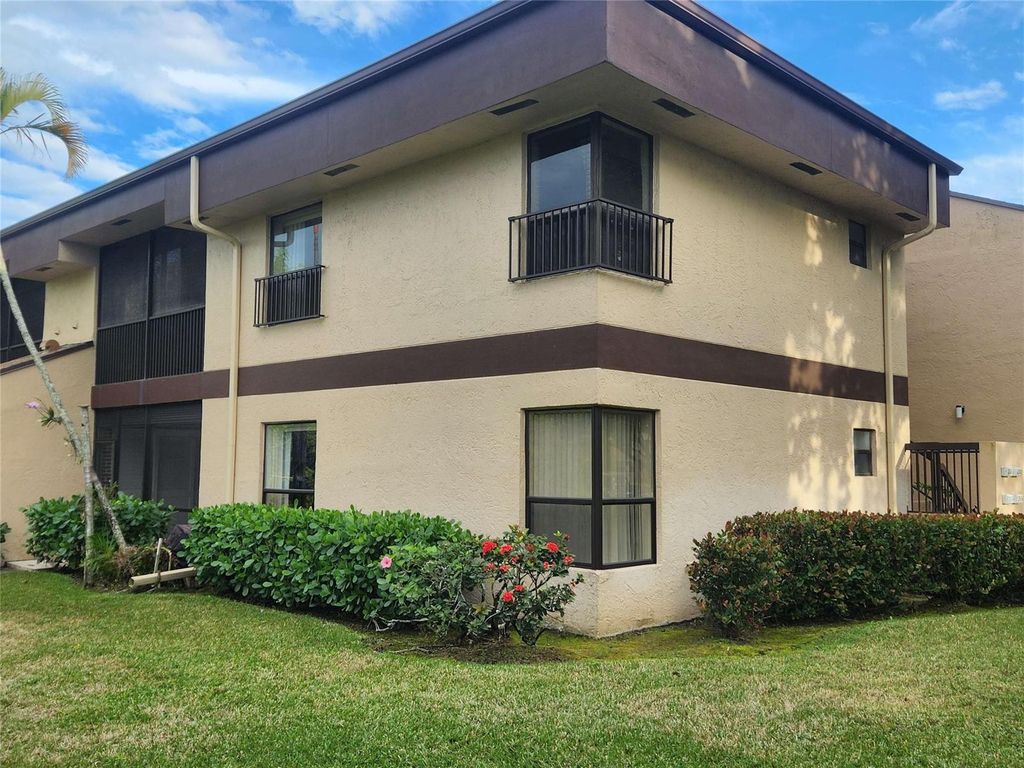 2664 Carambola Cirn 1748, Coconut Creek, FL 33066