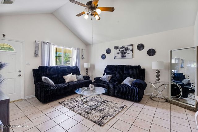 310 Chadwick Drive, Lafayette, LA 70501
