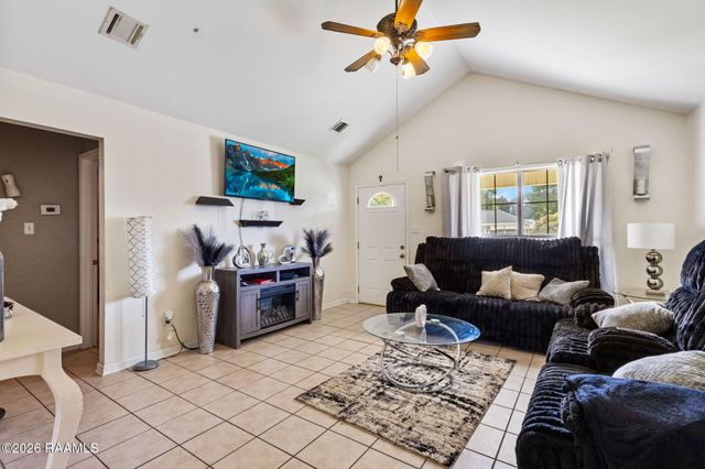 310 Chadwick Drive, Lafayette, LA 70501