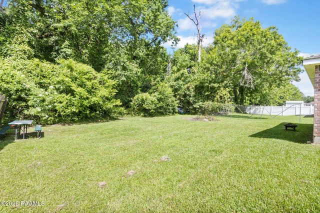 310 Chadwick Drive, Lafayette, LA 70501