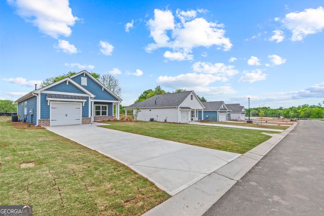 103 Cottage Grove Circle, Eatonton, GA 31024