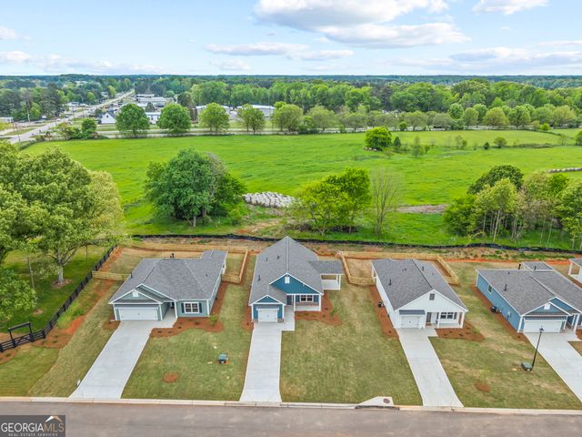 103 Cottage Grove Circle, Eatonton, GA 31024