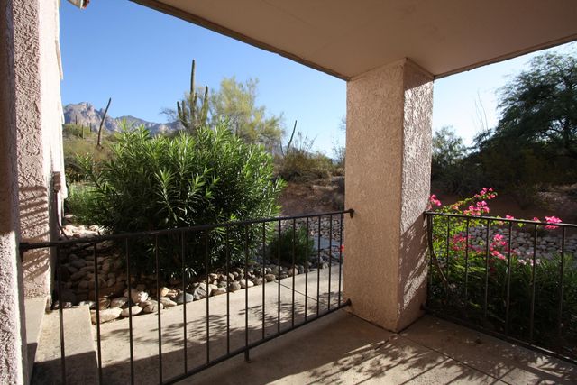 3230 E Calle de la Punta Apt 17, Tucson, AZ 85718