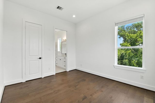 3913 Hare St, Houston, TX 77020