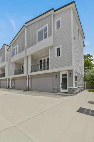 3913 Hare St, Houston, TX 77020