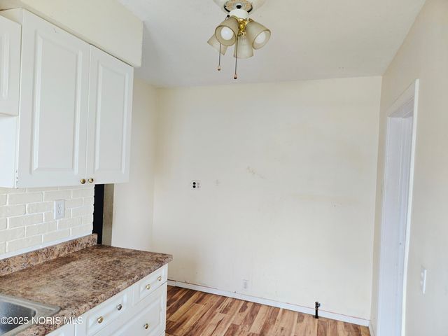 921 Berry Street, Toledo, OH 43605