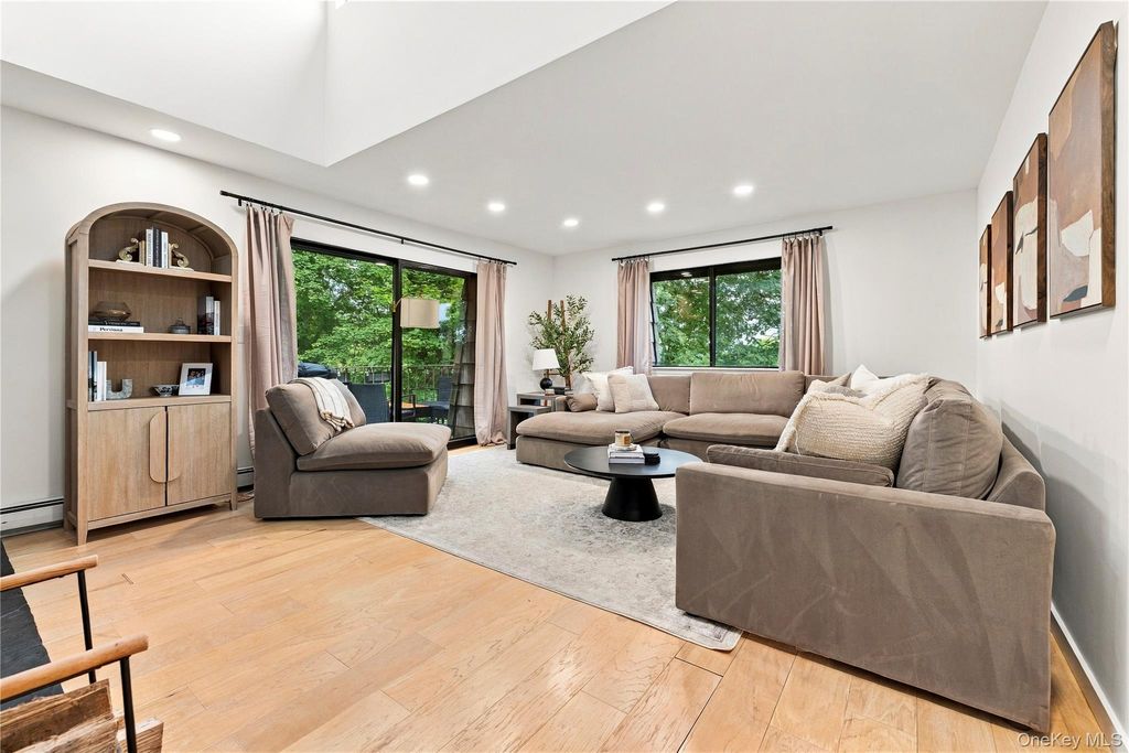 5 Briarcliff Drive S 10, Ossining, NY 10562 — photo 4