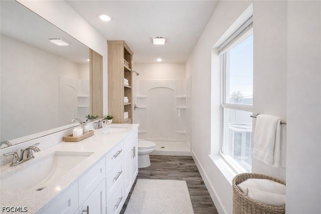 315 NW 18th TER, Cape Coral, FL 33993