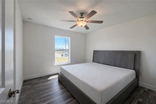 315 NW 18th TER, Cape Coral, FL 33993