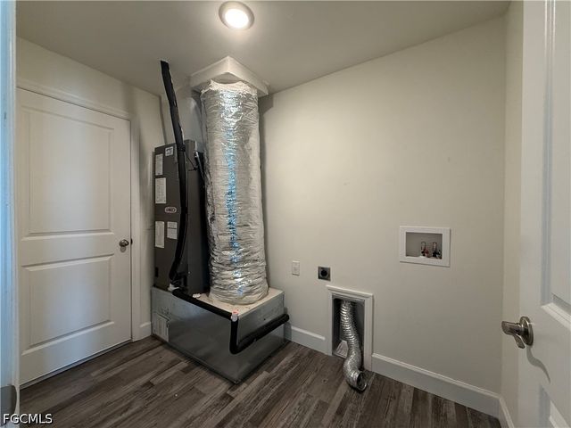 315 NW 18th TER, Cape Coral, FL 33993