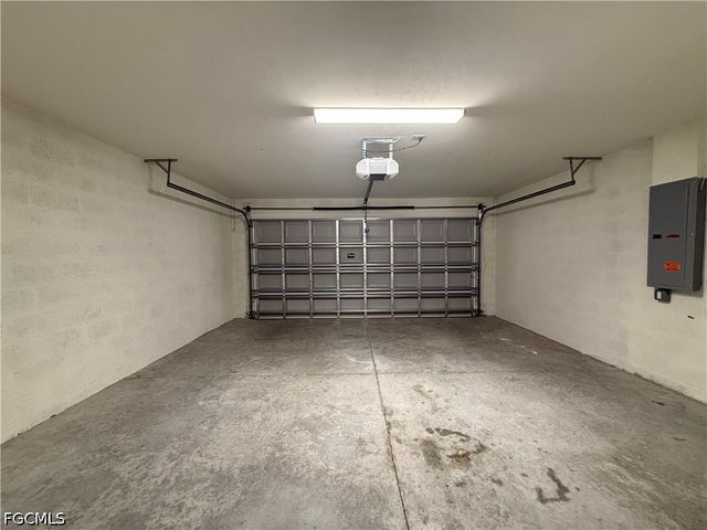 315 NW 18th TER, Cape Coral, FL 33993