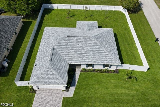 315 NW 18th TER, Cape Coral, FL 33993