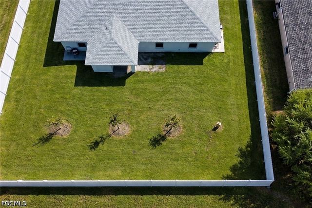 315 NW 18th TER, Cape Coral, FL 33993