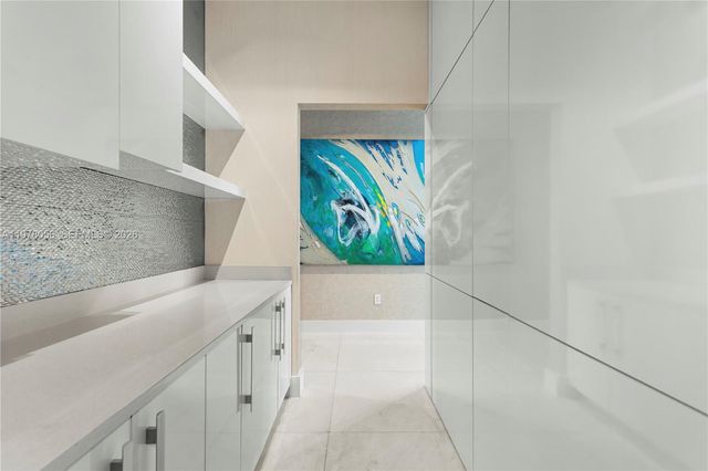 2020 N Bayshore Dr PH 4702, Miami, FL 33137