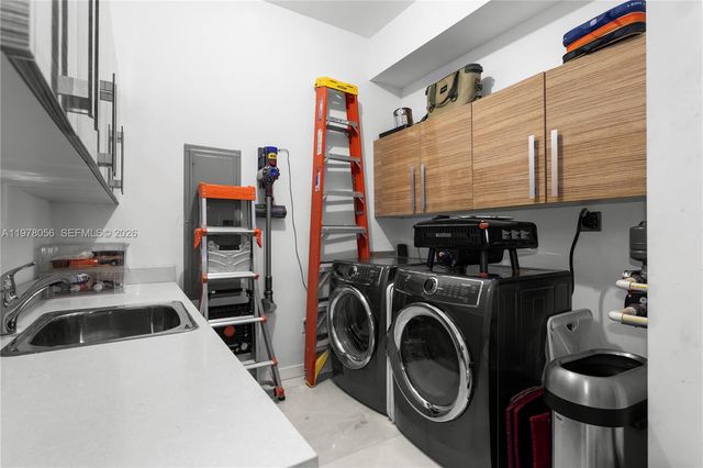 2020 N Bayshore Dr PH 4702, Miami, FL 33137