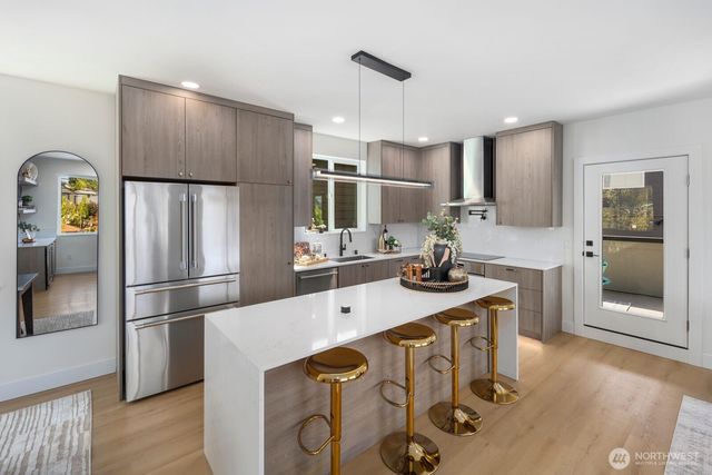 309 NW 92nd Street, Seattle, WA 98117