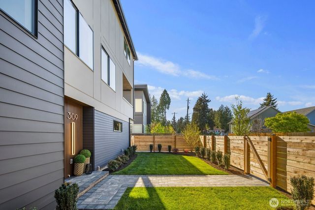 309 NW 92nd Street, Seattle, WA 98117