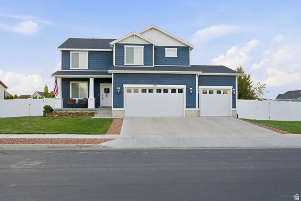 Image 2 of property listing at 751 S CROOKED POST WAY, Saratoga Springs, UT 84045