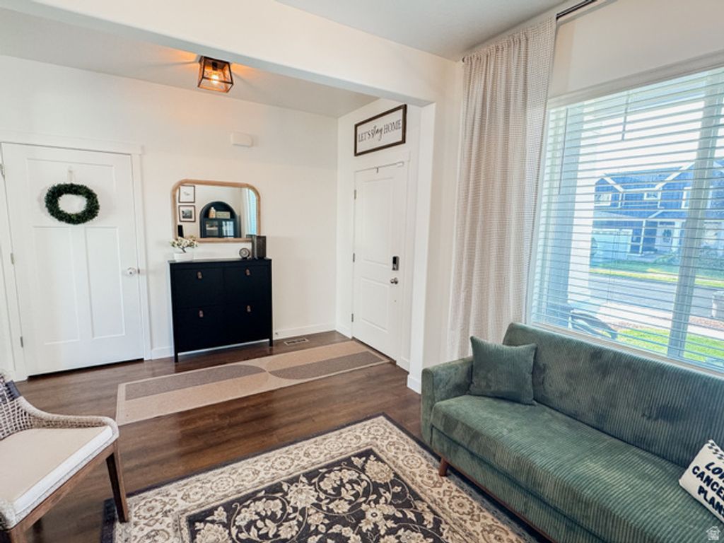 Image 16 of property listing at 751 S CROOKED POST WAY, Saratoga Springs, UT 84045