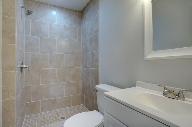 1201 E Park Drive, Mesquite, TX 75149