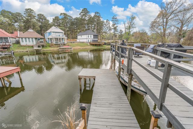 5860 S Lakeshore Drive 12, Shreveport, LA 71119