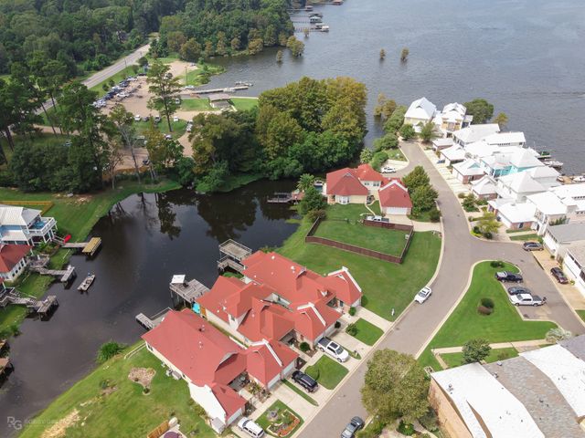 5860 S Lakeshore Drive 12, Shreveport, LA 71119