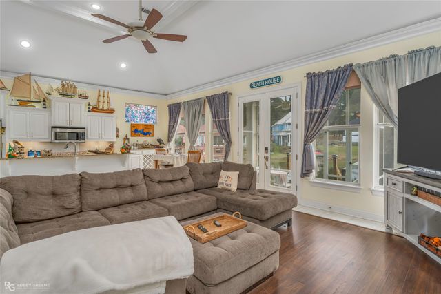 5860 S Lakeshore Drive 12, Shreveport, LA 71119