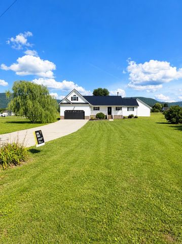 90 Riverside Drive, Dunlap, TN 37327