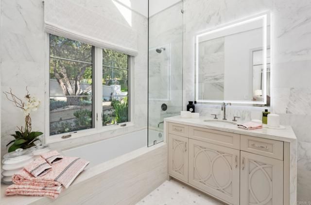 5315 La Crescenta Road, Rancho Santa Fe, CA 92067