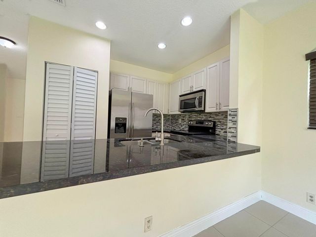 3118 CORAL RIDGE Drive 3118, Coral Springs, FL 33065