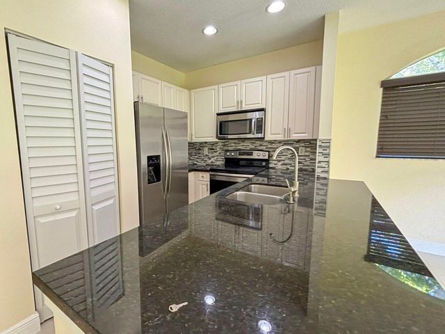 3118 CORAL RIDGE Drive 3118, Coral Springs, FL 33065