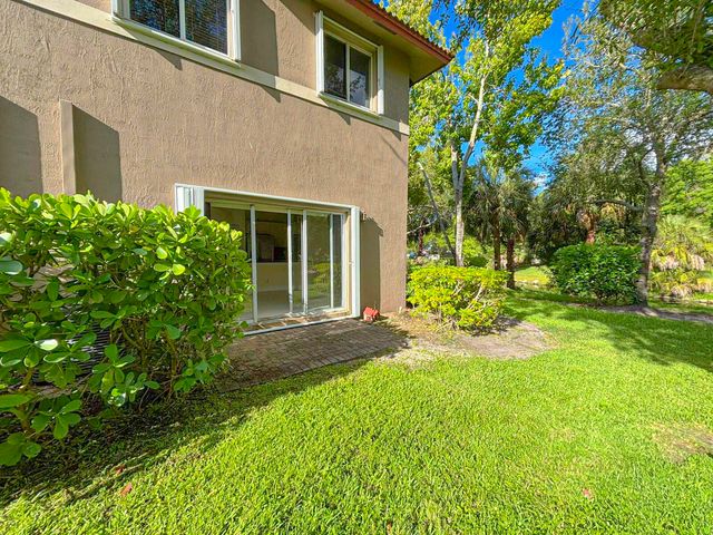 3118 CORAL RIDGE Drive 3118, Coral Springs, FL 33065