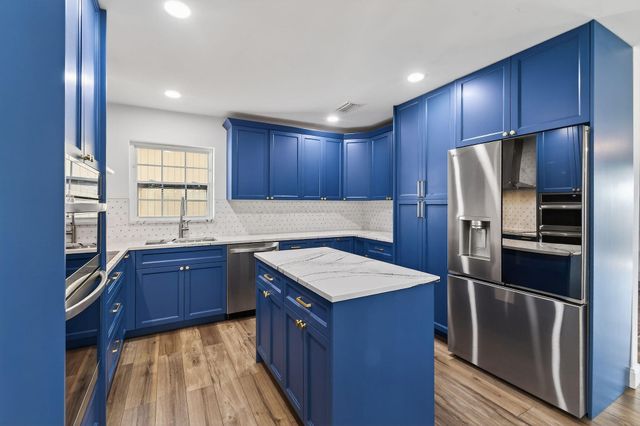 3790 Dogwood Avenue, Palm Beach Gardens, FL 33410