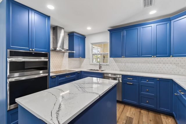 3790 Dogwood Avenue, Palm Beach Gardens, FL 33410