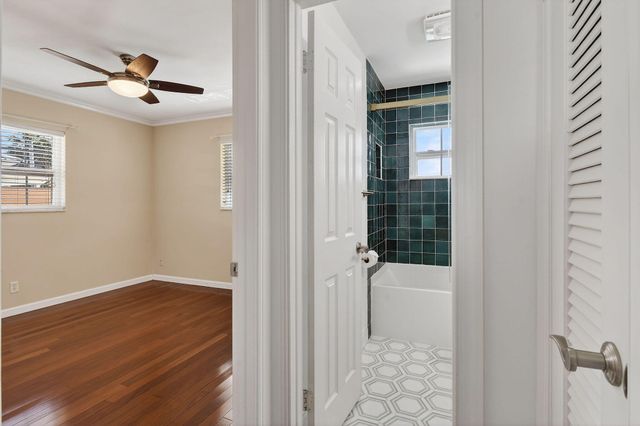 3790 Dogwood Avenue, Palm Beach Gardens, FL 33410