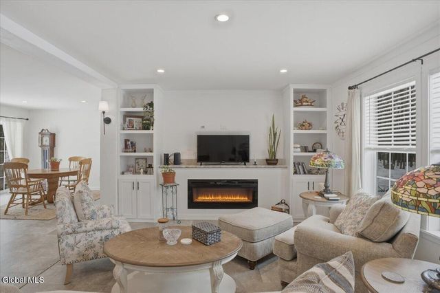 68 Gronczniak Road, Stillwater, NY 12170