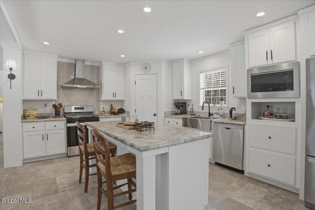 68 Gronczniak Road, Stillwater, NY 12170