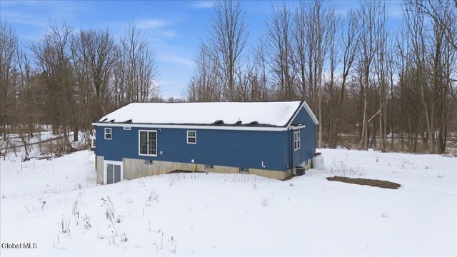 68 Gronczniak Road, Stillwater, NY 12170