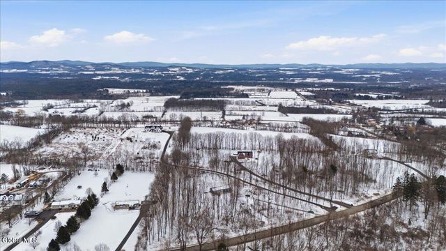 68 Gronczniak Road, Stillwater, NY 12170