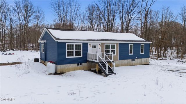 68 Gronczniak Road, Stillwater, NY 12170