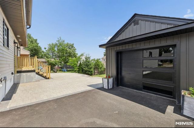 8 Annette Terrace, Lodi, NJ 07544