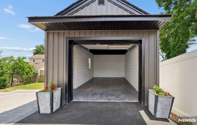 8 Annette Terrace, Lodi, NJ 07544