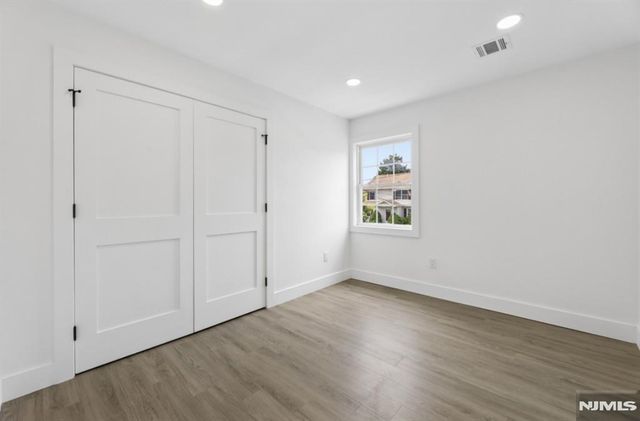 8 Annette Terrace, Lodi, NJ 07544