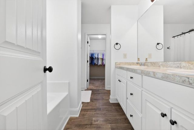 1944 Diamond Ridge Drive, Statham, GA 30666