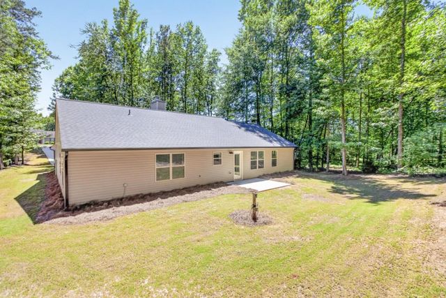 1944 Diamond Ridge Drive, Statham, GA 30666