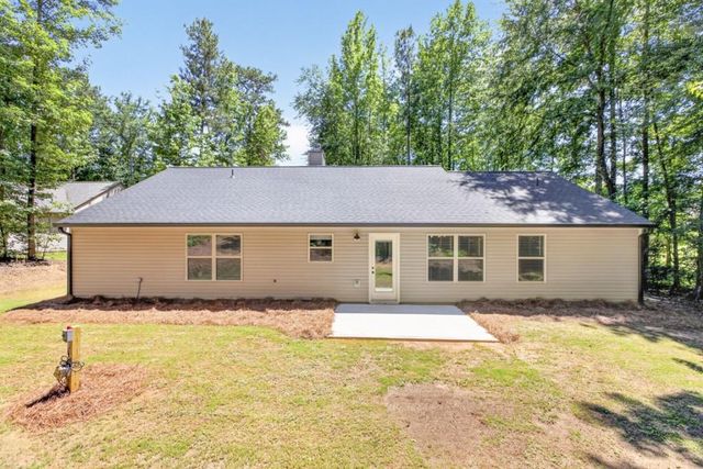 1944 Diamond Ridge Drive, Statham, GA 30666